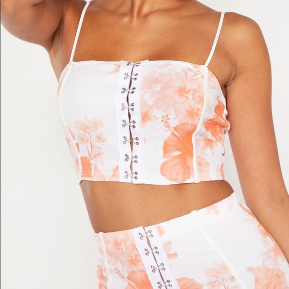 White Rose Print Strappy Piped Detail 2pc Set - Picture 3 of 4